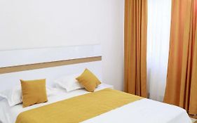 Strada Muresenilor - Savas Apartament